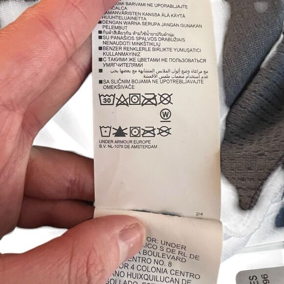 NWT! Under Armour heat gear short sleeve shirt‎ - Picture 4 of 7